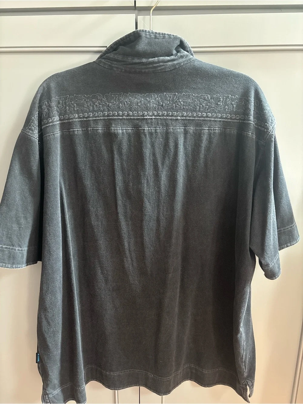 Men's Kuhl charcoal distressed short sleeve shirt XXL